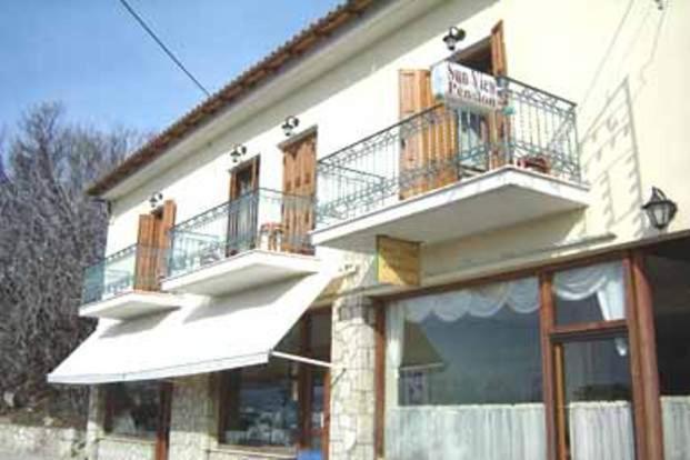 Sun View Guesthouse Delphi Екстер'єр фото
