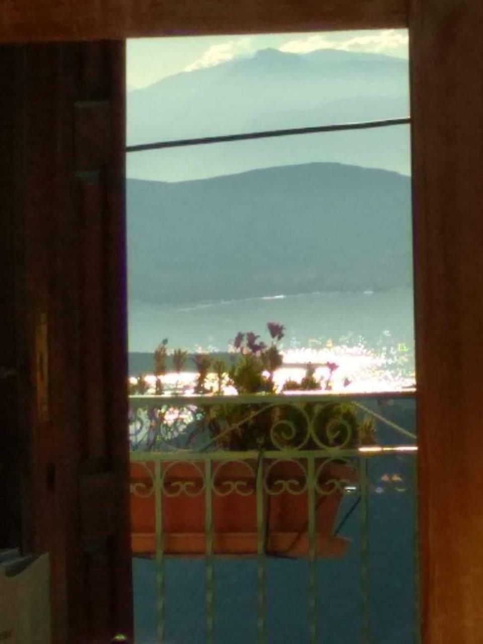 Sun View Guesthouse Delphi Екстер'єр фото